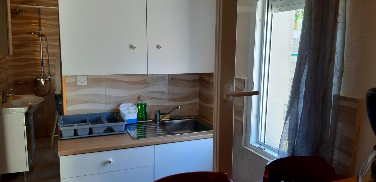 Apartment "Mislav" Gornji Karin Eksteriør billede